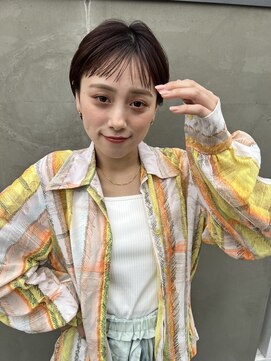 ジーニー 横浜(giinii) 大人可愛い20代30代オン眉バングシースルーバング【横 浜】