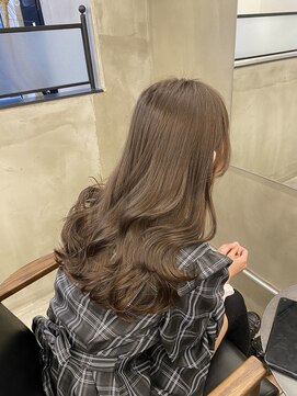 ジーニーホリエ(Geniee horie) 大人可愛い艶カラー