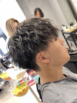 アビールブレ 新潟万代(ABEY LEVRAI) 新潟ツイストスパイラル　新潟メンズパーマ　マッシュパーマ