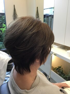 ビューティーサロン ヒトミ 大人上品から