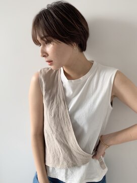 ジエクト アイロ(The Ect ilo) 似合わせカット◇くすみベージュ