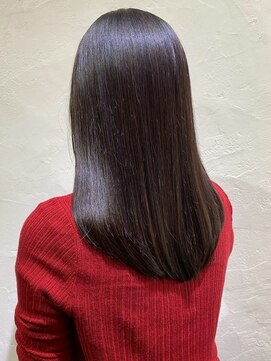 ミロア 薬院(miroa) ダークブラウン 髪質改善 艶髪 20代 30代 透明感カラー