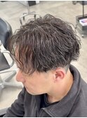 ルーズパーマ緩め縦落ちツイストラウンドマッシュ