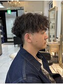 ツイストスパイラルパーマ　縦落ちパーマ　ツイストパーマ　眉毛