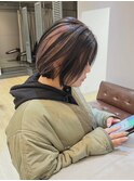 淡いピンクインナーカラー/ワンレンハッシュカット/ボブヘア