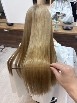 トーン バイ キャラ 池袋(TONE by Chara) ミルクティーブロンド/池袋髪質改善/池袋トリートメント