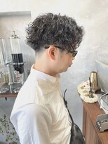 ロンドソル 四日市(Lond Sol)&nbsp;【萩原】ツイストスパイラルパーマ/センターパート/メンズ