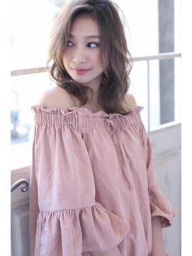 フォルテ 掛川店 透け感のあるフェミニンスタイル