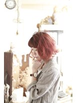 キミ(kimi)&nbsp;【kimi】アプリコットオレンジ×ほつれウェーブボブ