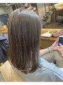 ミルクティーベージュ