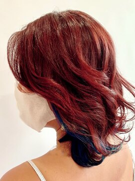 ヘア イノウエ HAIR INOUE 派手カラー　レッド×ブルー