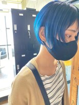 ガルボ ヘアー(garbo hair)&nbsp;ショートカット女子10代20代ブルーカラーケアブリーチ