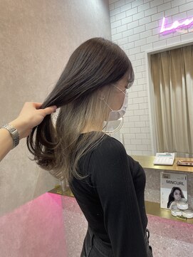 ロンド レア 天神大名店(Lond Le’a) デザインカラー/レイヤーカット/ウェットヘア/オリーブベージュ