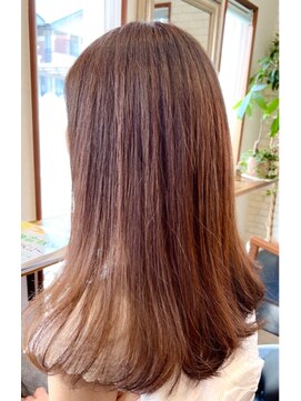 ココモ(cocomo) 大人女子ロングヘアリタッチカラー