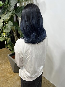 メリー オオサカ(Merly Osaka) ダークなブラック バレイヤージュ_blue black_