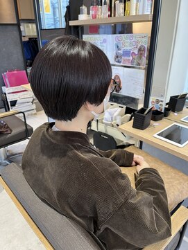 クム 川越(kum) マッシュショート×地毛風カラー【kum川越】