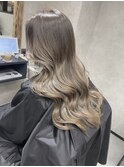 バレイヤージュ、ハイライト、レイヤーロング、グレーベージュ