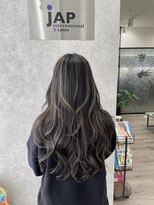 ジャップ(Jap)&nbsp;白髪ぼかし顔まわりレイヤーグレージュハイライト