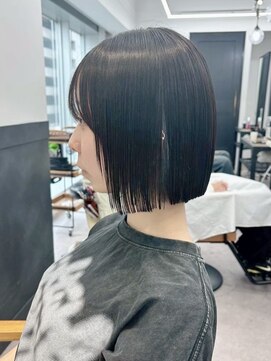 ネオリーブ クーロ(Neolive curro) 小顔タッセルボブ×似合わせカット[ボブ/縮毛矯正/丸型卵型】