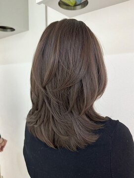 ムード(MOOD,) 暗めカラー/グランマッシュ[レイヤーカット/髪質改善/銀座]