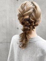 エインアンリー 明治神宮前(AIN.ANLY.)&nbsp;◯ポニーテールシニヨン編み込みお団子ドレスヘアハープアップ