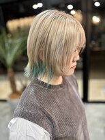 ウェリラバイハク(WeLila by haku)&nbsp;レイヤーボブ×インナーカラー