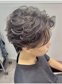 メンズミディアムウルフ大宮毛流れフェザーパーマメンズカット