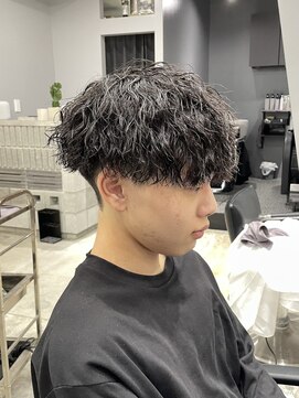 サンズ 梅田 中崎町(SUNS) セットが簡単!縦落ちツイストスパイラルパーマ