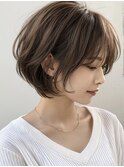 大人美人ショートボブ×透け感グレージュ
