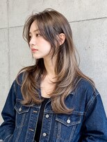 フレイムスヒュー 高崎店(FRAMES HUE)&nbsp;韓国レイヤーカット/センターパートレイヤー/ロングレイヤー
