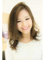 クラメール 黒崎コムシティ店(Kraemer) かき上げロングバング(長め前髪)大人フェミニンなミディ