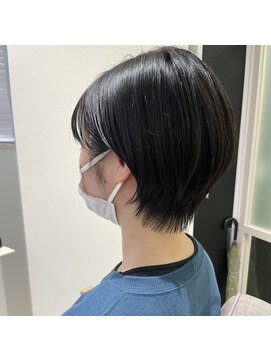 フレーム ヘア ルーム 天王寺駅前店(FRAME hair room) 耳掛けショート/黒髪ショート