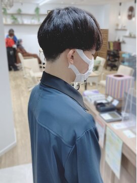 モリオフロムロンドン 松戸店(Morio from London) 【松戸 岩口】ほんのりくせ毛風マッシュショート