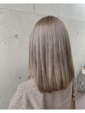 アチーブリス(achieve Liss) ミルクティーアッシュベージュ透明感 ニュアンスボブ