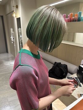 ウインナーヴィジョン 栄 久屋大通店(WINNER VISION) 切りっぱなしボブ×ルーツカラー