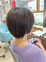 スタジオ アルファプラス 日暮里店(studio α+)&nbsp;ステップボーンカットカットボブショートハイライト白髪ぼかし