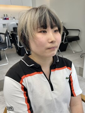 ビューナゴヤ 名駅(VIEW NAGOYA) 切りっぱなしボブ/ブルーブラック/ミニボブ/似合わせカット