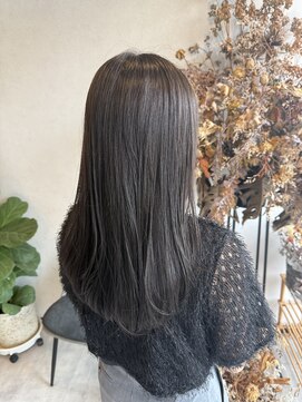 コウ(Kou) 「Kou(コウ)」#髪質改善大人アッシュ