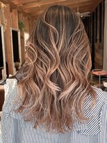 リード バイ ラグーン(LEAD by LAGOON)&nbsp;ホワイトミルクティーベージュケアブリーチインナーイヤリング