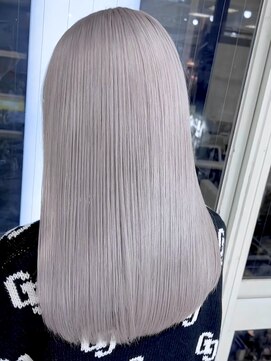 ロウル 渋谷(LOWRL) シルバー/ブリーチ