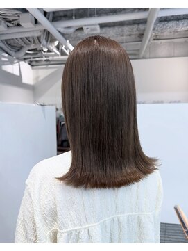 ソア(soa) ブリーチなし透明感イルミナカラー