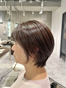 アッシュ 武蔵新城店(Ash) 新城明るい白髪染め白髪ぼかしハイライト 大人ショートボブ