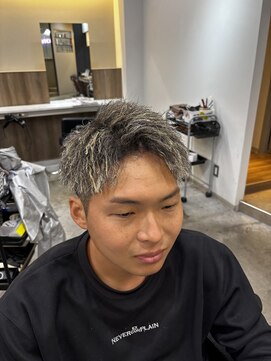 エイト 博多店(EIGHT hakata) ツイストメッシュ