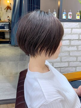 アヴァロン(AVALON) 【mag  ginza】立体感丸みショートボブ×ハイライトカラー