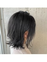 ラダ(Lada)&nbsp;ダークグレージュ×外ハネ×くびれボブ