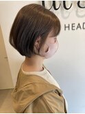 ミディアムボブレイヤー×ベージュブラウン