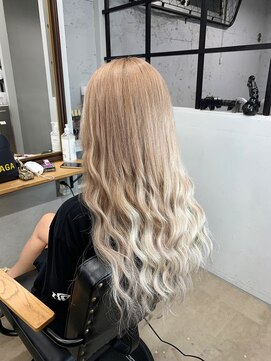 ワン(ONE) ミルクティーグラデーション