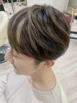 デザイナーズ ファクトリー(Designer's Factory) 【大人女性】白髪染め&ハイライト ブラウン丸みショート