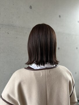 アチーブ ヘア デザイン(achieve hair design) 黒髪暗髪グレージュ ツヤ髪ナチュラル外ハネミディ