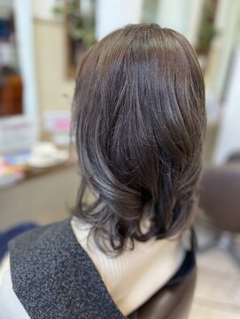 コア フィール ア デイ(COIFFURE A DAY) 【ヨーロピアンカラー】特許取得メニューM3Dお得クーポン